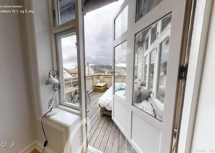 Modern, Spacious And Cozy In The Center Of Bergen! Bergen